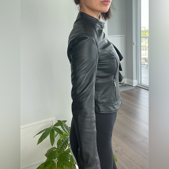 MARCIANO Daniel Moto-Zip Ruffle Leather Jacket - Picture 7 of 13
